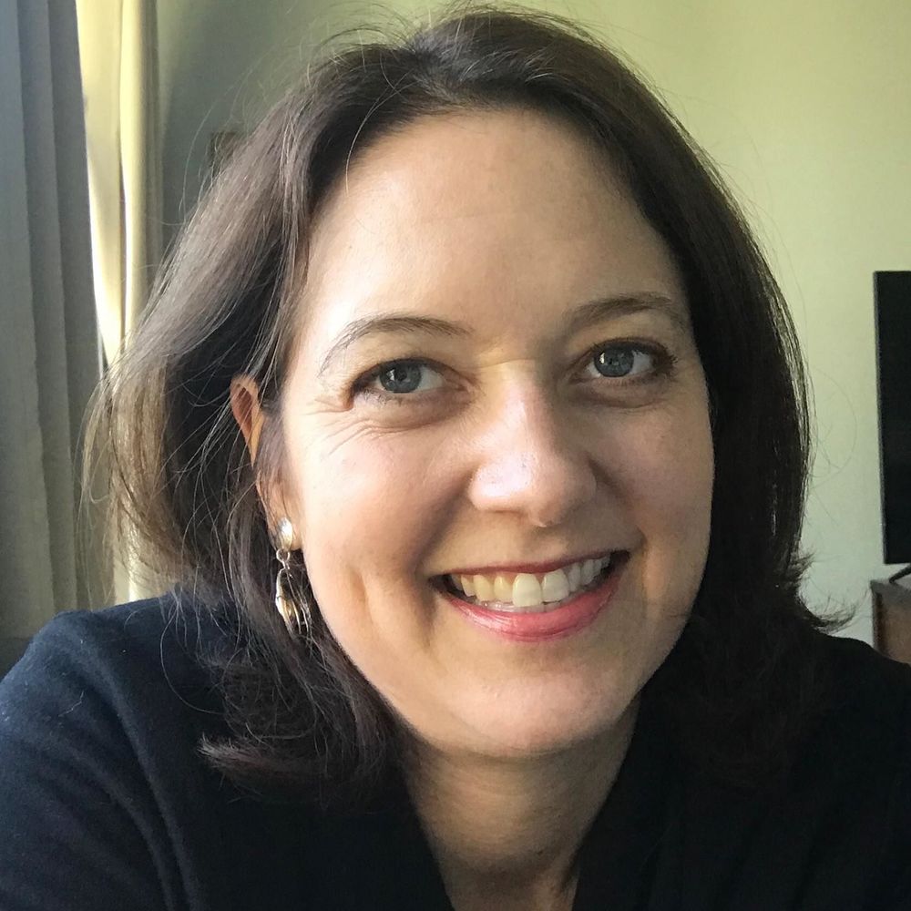 Meet your Posher, Leslie